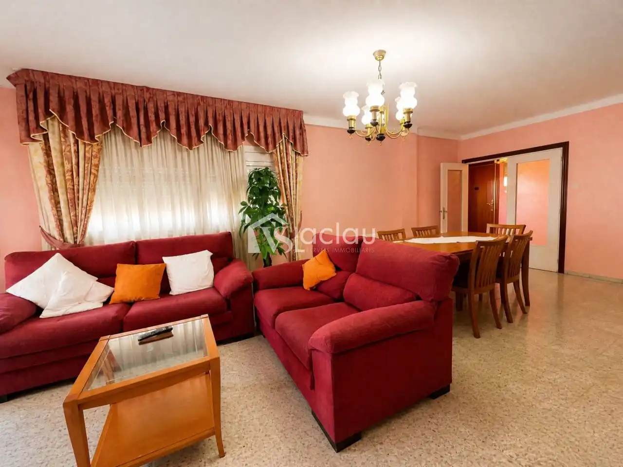 Sala d'estar de Pis en venda en Olesa de Montserrat amb Calefacció i Terrassa
