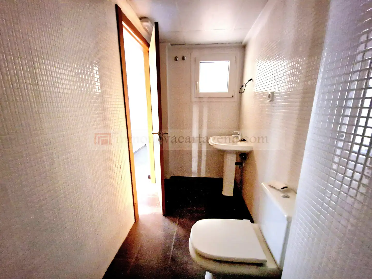 Baño de Piso en venta en Cartagena con Aire acondicionado