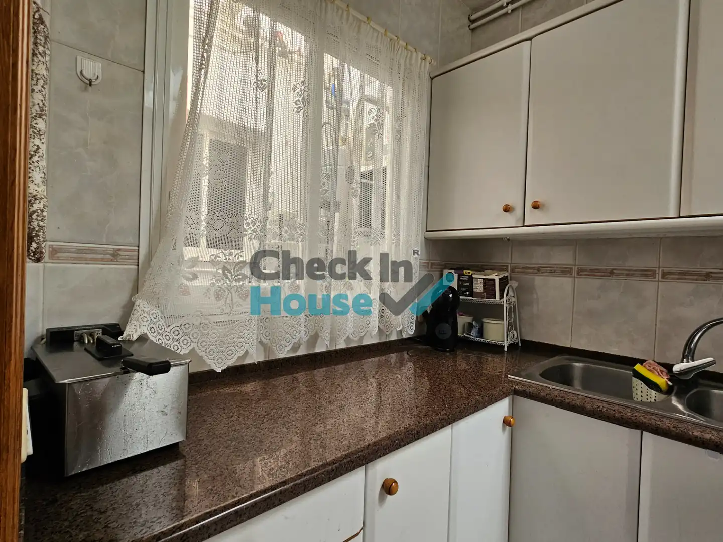 Cocina de Piso en venta en Sant Feliu de Guíxols con Calefacción, Terraza y Trastero