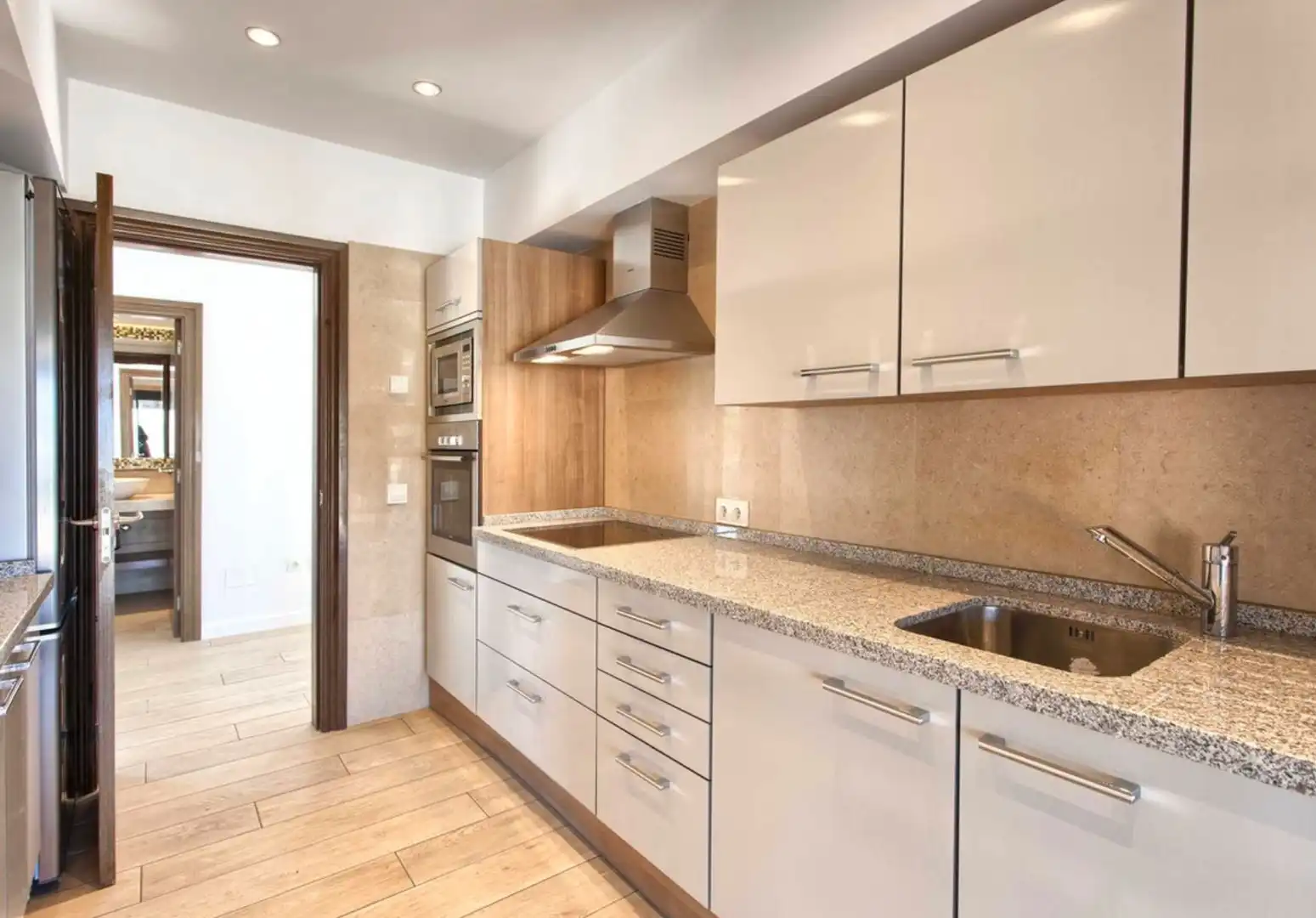 Casa a schiera con terrazza in vendita a Avenida de Ronda, imagen 3