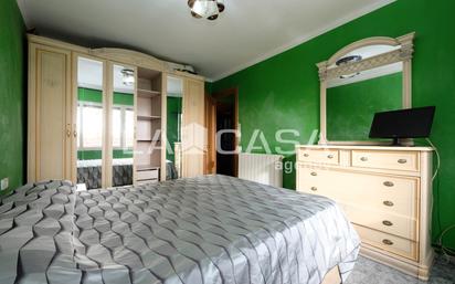 Bedroom of Flat for sale in  Barcelona Capital  with Heating