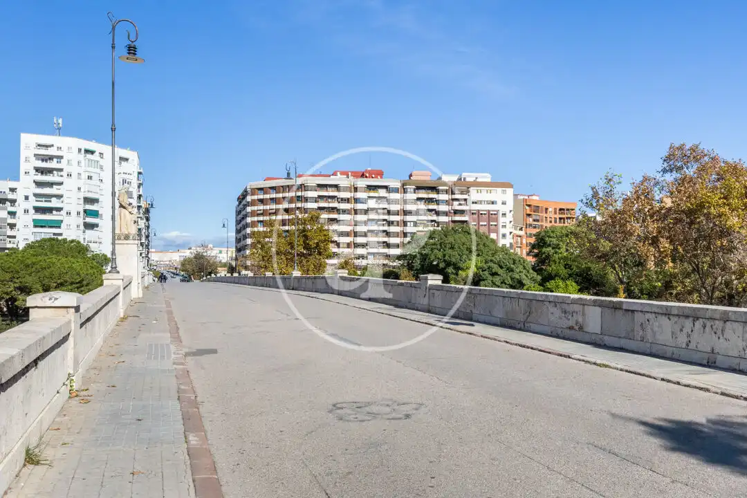 Exterior view of Flat for rent in Valencia  with Air Conditioner, Heating and Furnished