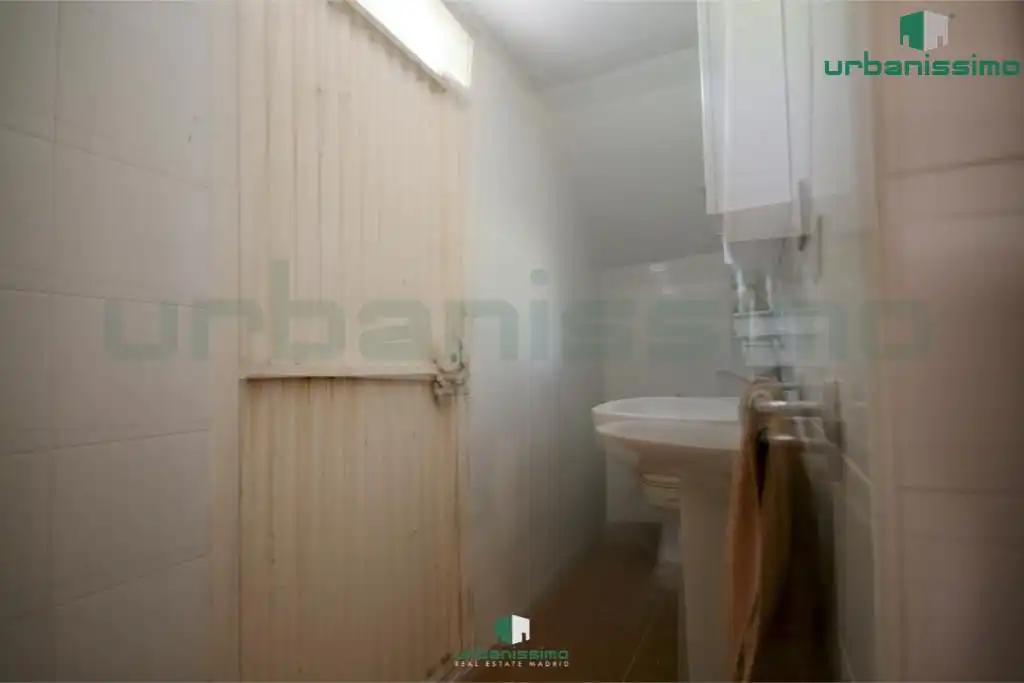 Bathroom of Country homes for sale in Aldeanueva de la Vera  with Private garden and Swimming Pool