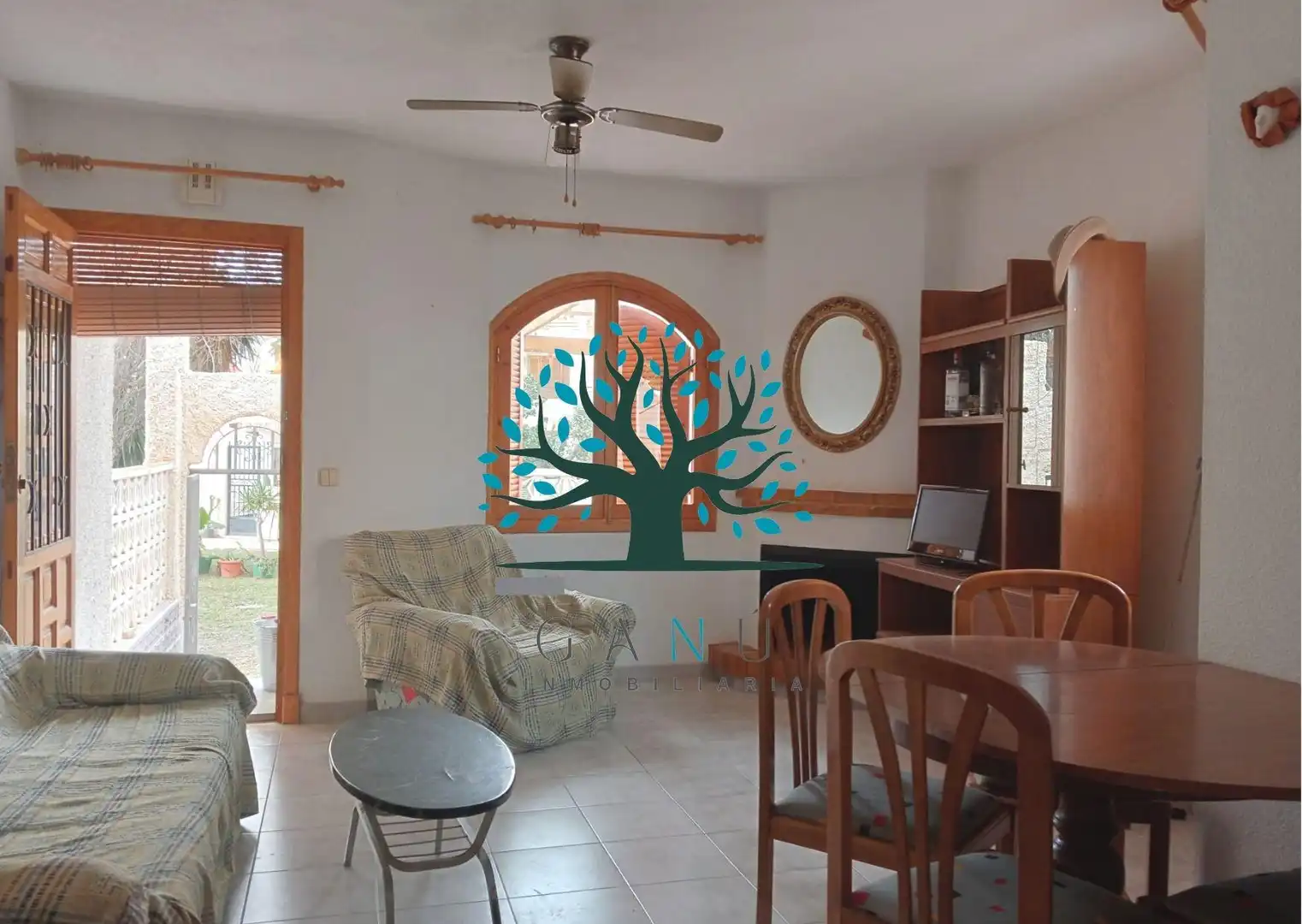 Maisonette zum Verkauf in Mazarrón mit Privatgarten, Terrasse und Abstellraum