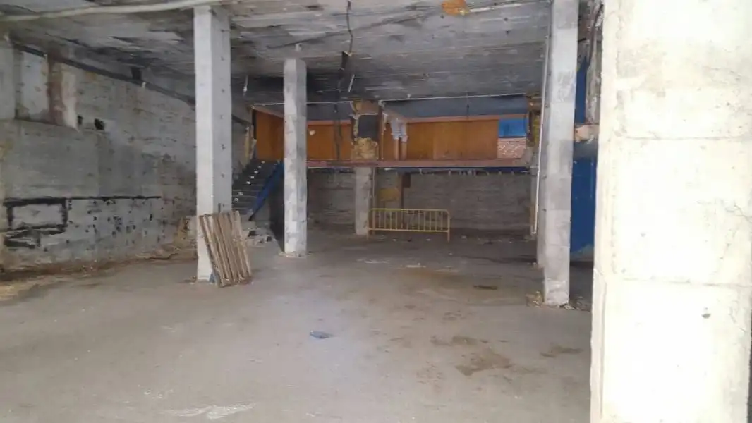Local comercial en venda a Centro, imagen 4