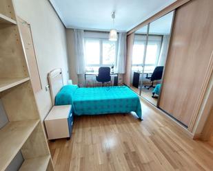 Bedroom of Flat to rent in Oviedo   with Heating and Microwave