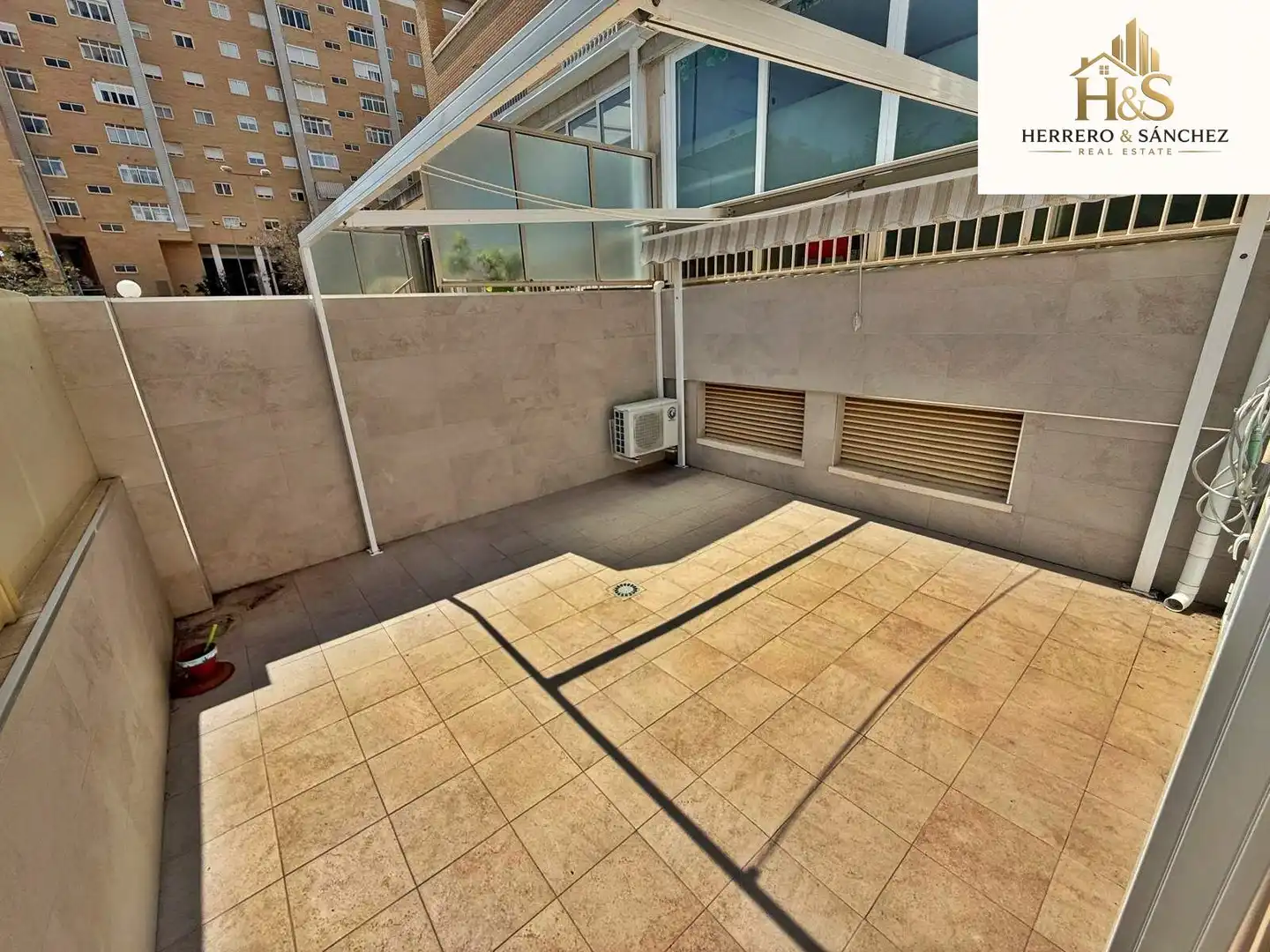Terrace of Houses for sale in Alicante / Alacant  with Air Conditioner, Heating and Private garden