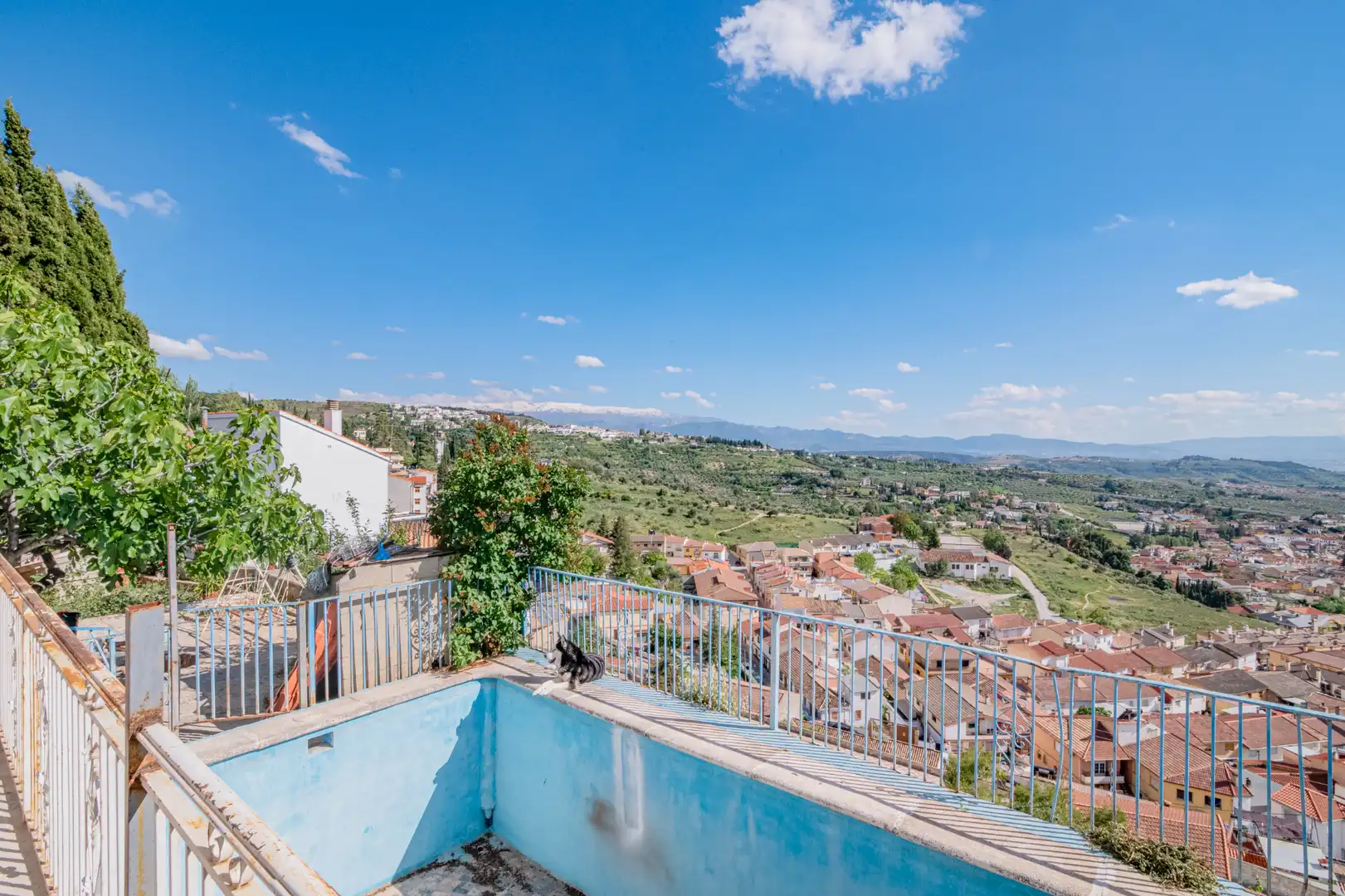 Schwimmbecken von Wohnung zum Verkauf in Alfacar mit Privatgarten, Terrasse und Schwimmbad