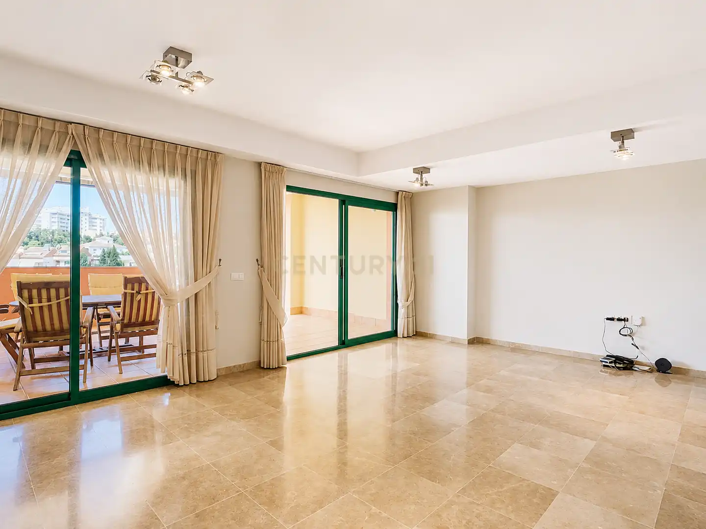 Apartamento con ascensor en venta en Calle las Dalias, Fuengirola, Spain, imagen 14