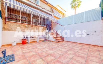 Jardí de Casa adosada en venda en Alicante / Alacant amb Aire condicionat i Terrassa