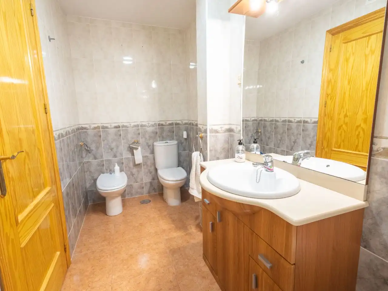 Bany de Casa o xalet en venda en Los Alcázares amb Terrassa i Balcó