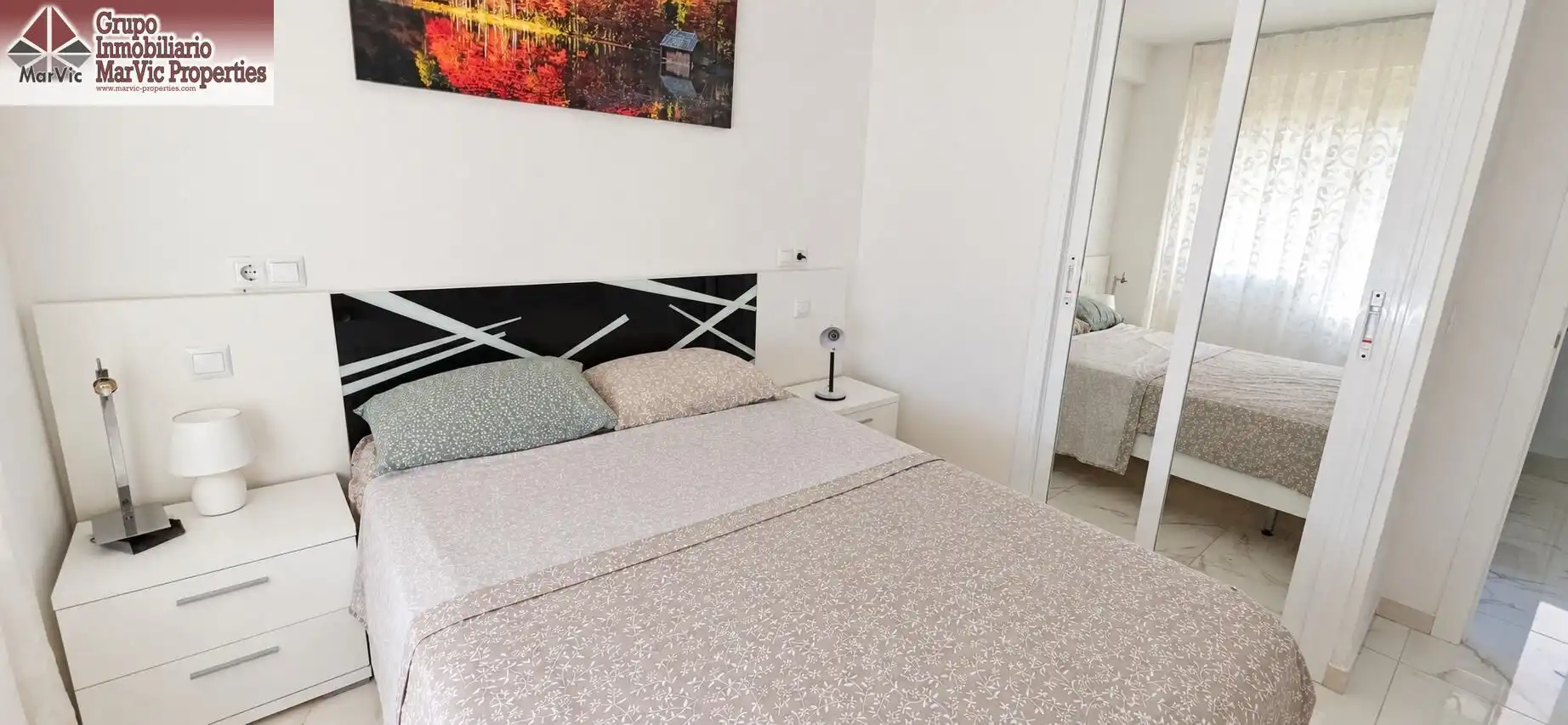 Habitación de Apartamento de alquiler en Playa Poniente