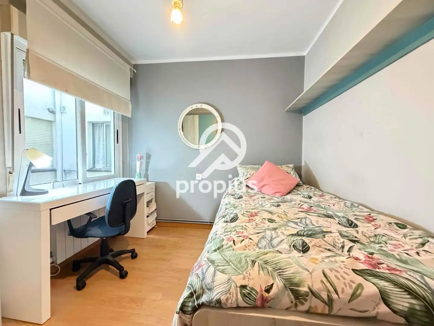 Schlafzimmer von Wohnung zum Verkauf in Oviedo  mit Heizung, Abstellraum und Möbliert