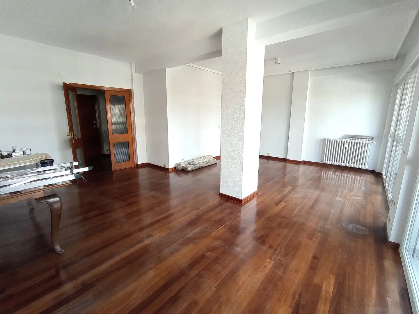 Sala d'estar de Pis en venda en Valladolid amb Parquet, Terrassa i Traster