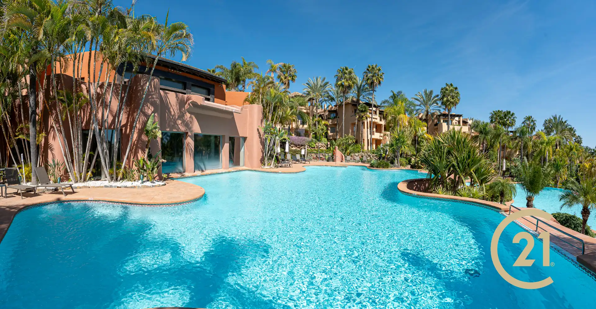 Piscina de Apartamento en venta en Marbella con Aire acondicionado, Terraza y Trastero