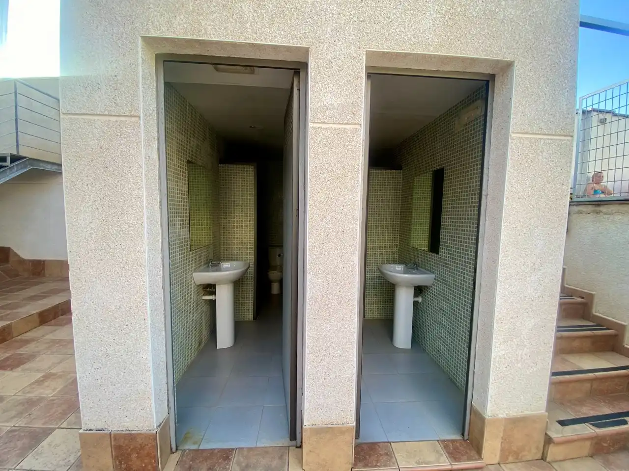 Bathroom of Flat for sale in Ciudad Real  with Air Conditioner, Heating and Swimming Pool