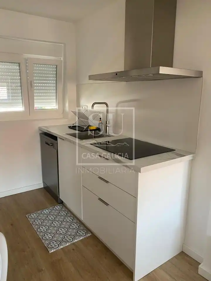 Küche von Wohnung zur Miete in Baiona mit Klimaanlage, Heizung und Möbliert