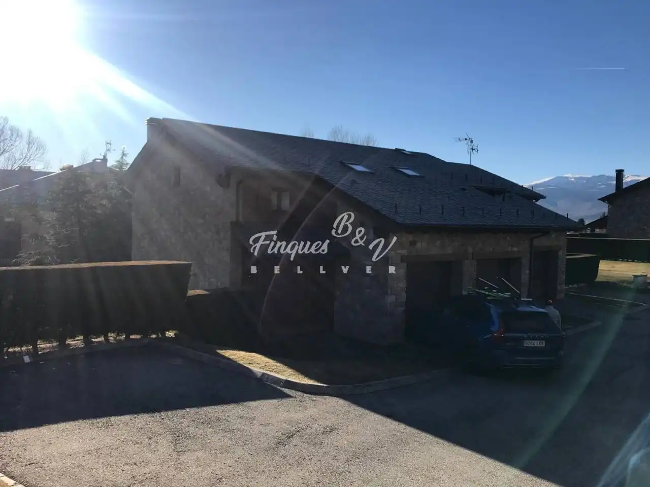 Exterior view of Houses for rent in Osséja  with Heating, Parquet flooring and Furnished