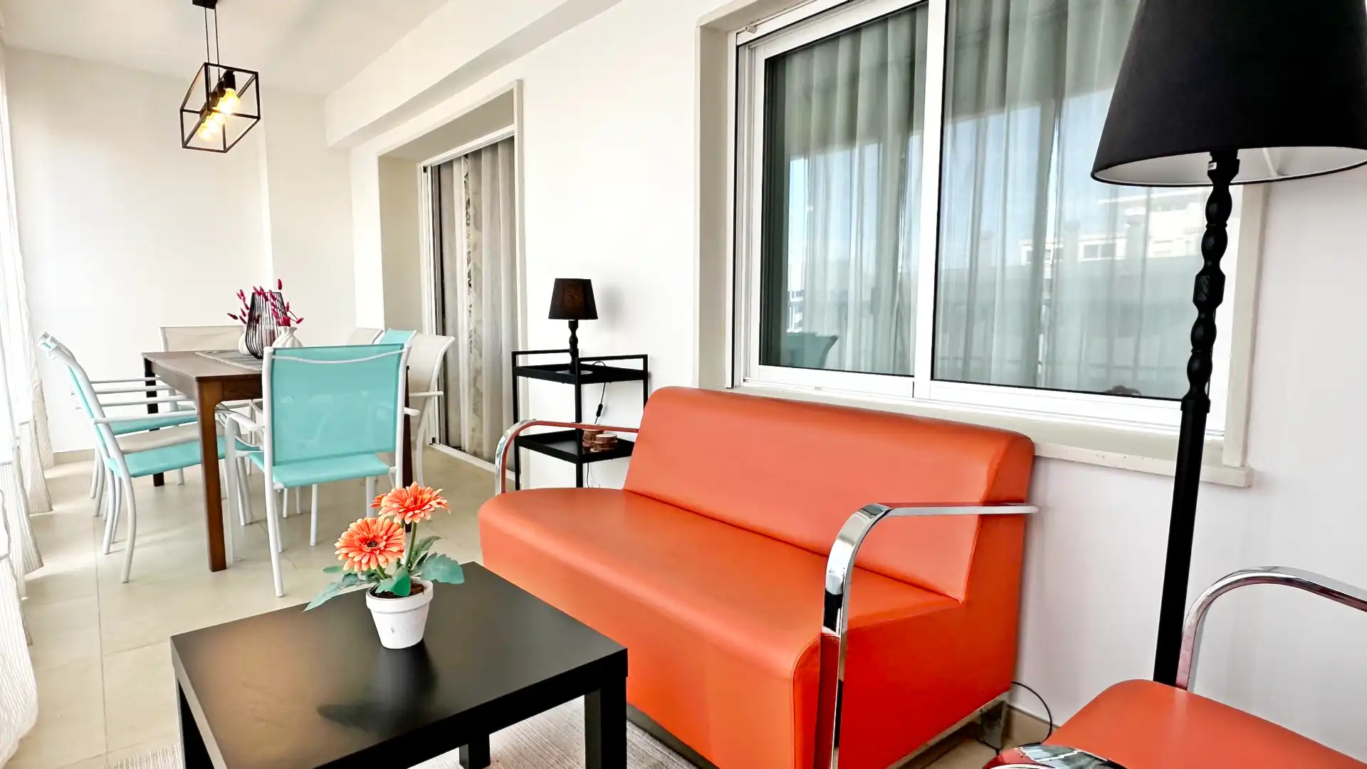 Sala d'estar de Apartament de lloguer en Gandia amb Aire condicionat, Calefacció i Moblat