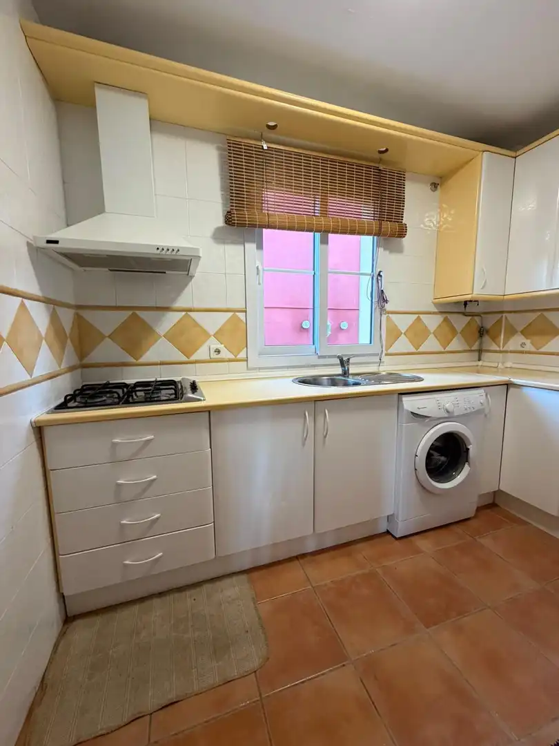 Cocina de Casa adosada en venta en Islantilla con Jardín privado, Terraza y Trastero