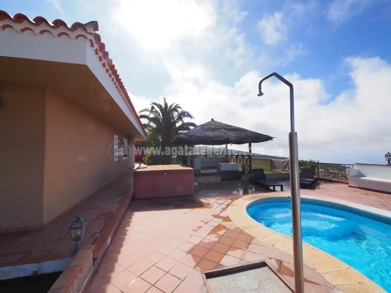 Country homes for sale in Casco Urbano