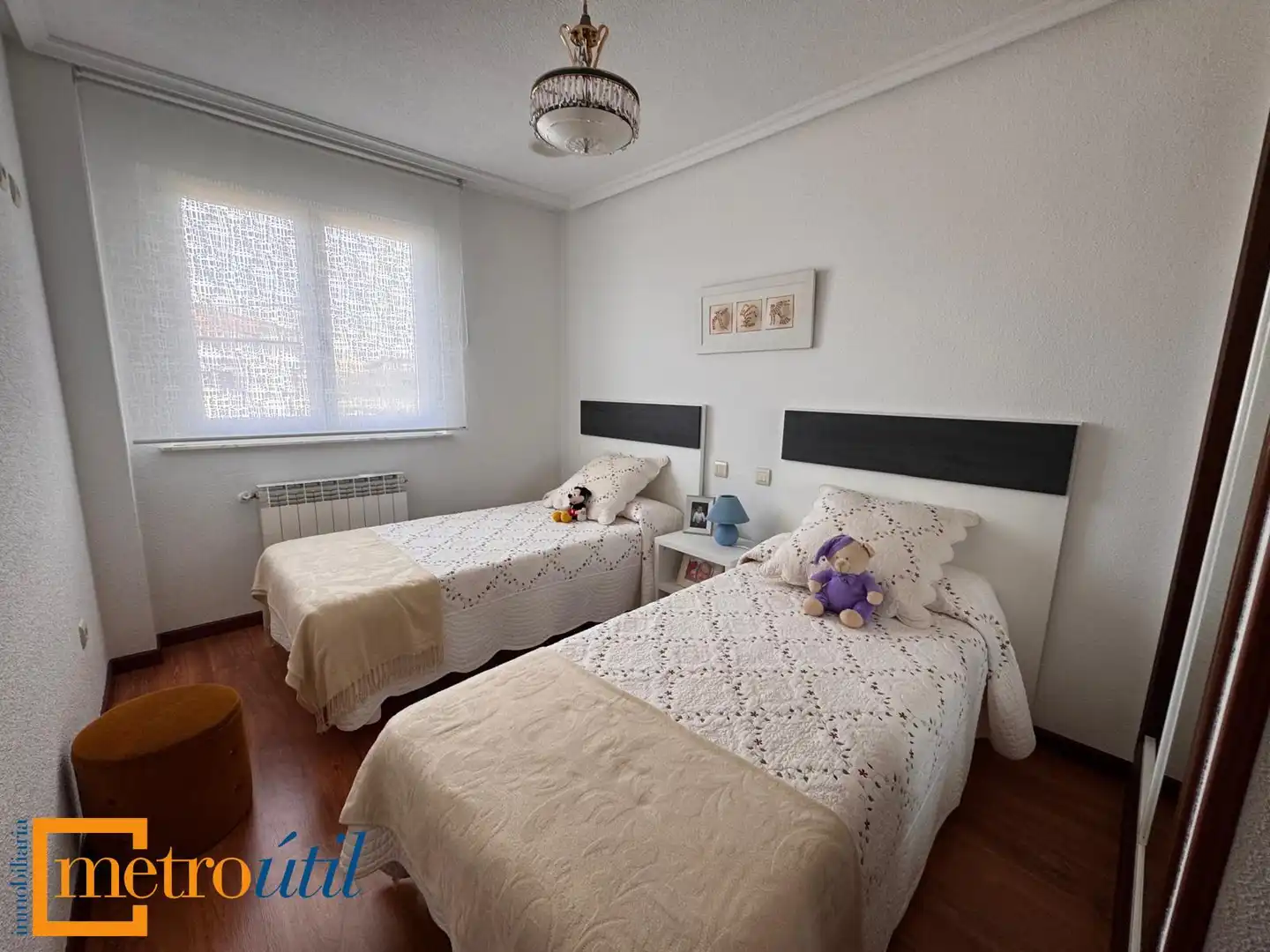 Dormitori de Casa o xalet en venda en Mozárbez amb Calefacció, Jardí privat i Parquet