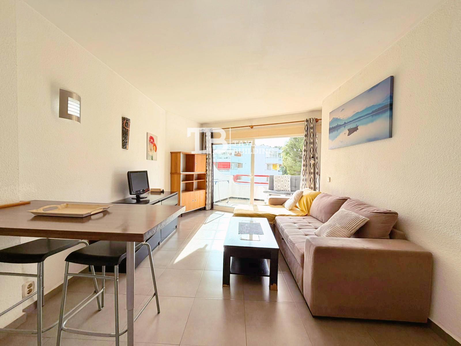 Sala de estar de Piso en venta en Calvià con Parquet, Terraza y Amueblado