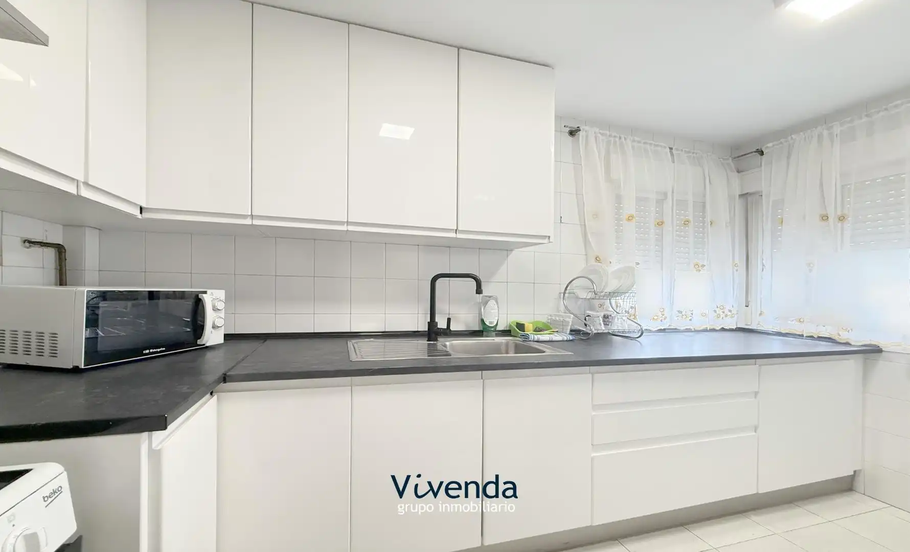 Cocina de Casa adosada en venta en Madrid con Aire acondicionado, Calefacción y Trastero