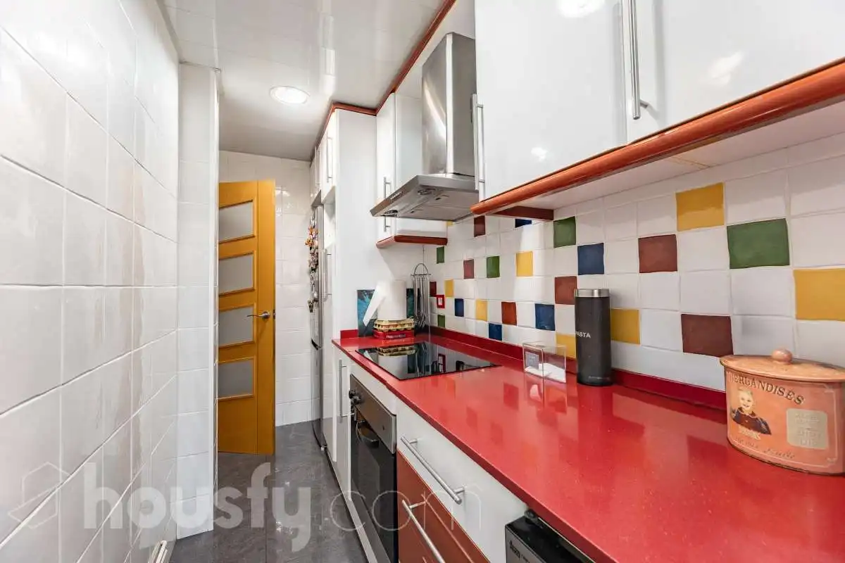 Küche von Wohnung zum Verkauf in Barcelona mit Klimaanlage, Heizung und Möbliert