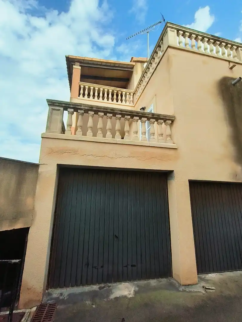 Detached house with terrace for sale in Carrer Carles I 44, imagen 2
