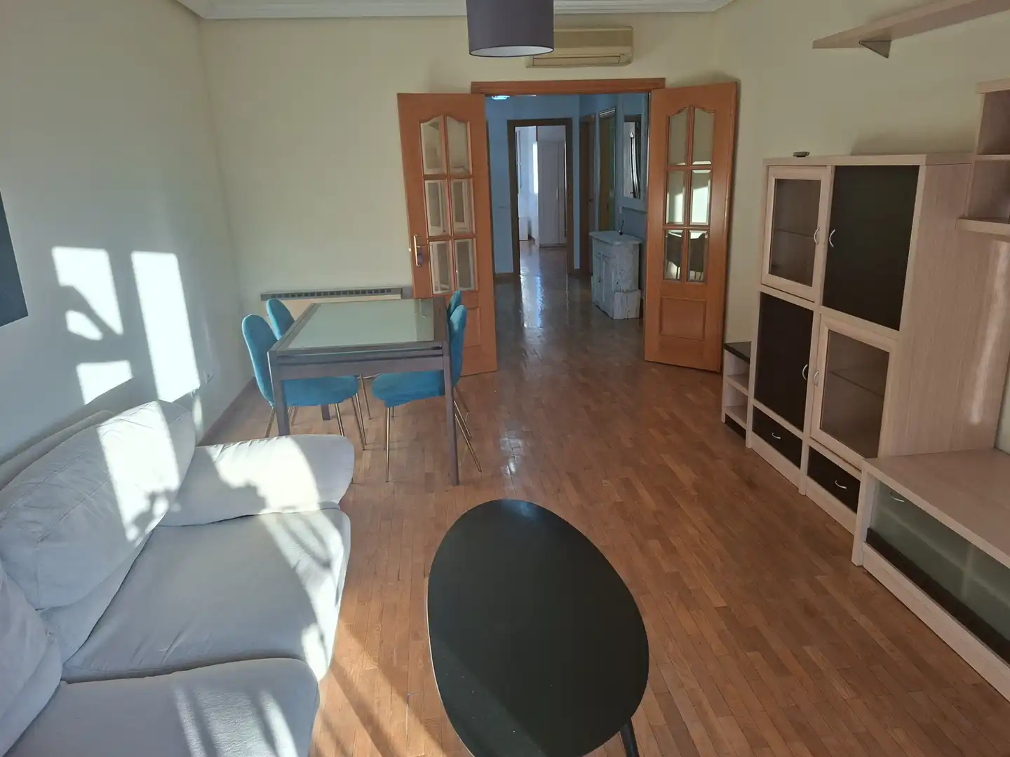 Living room of Flat for rent in Illescas  with Air Conditioner, Heating and Parquet flooring
