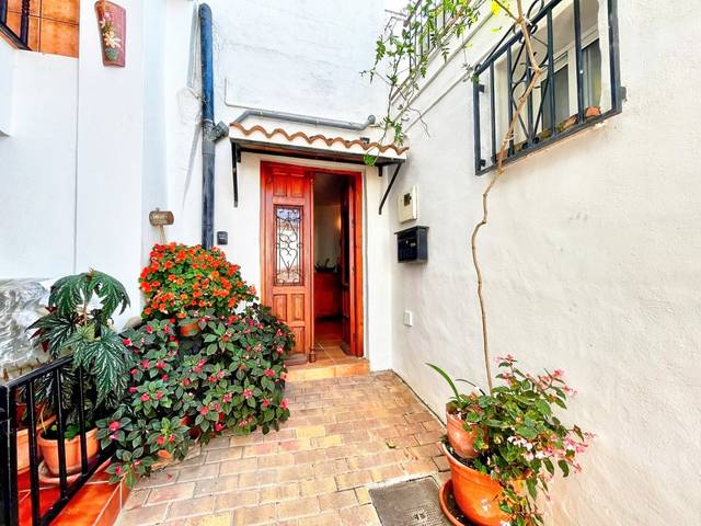 Finca rústica en Venta en Iznate