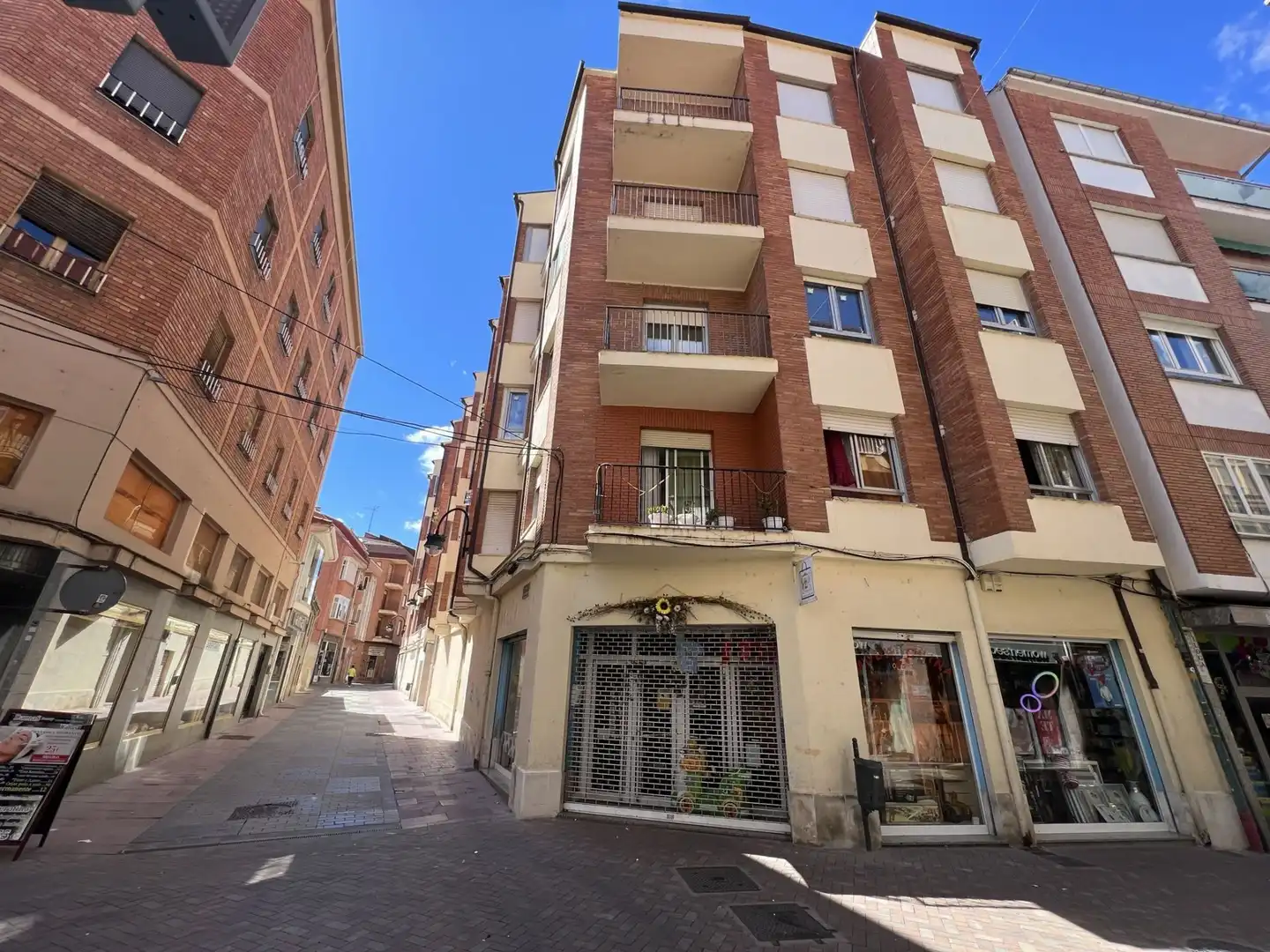 Vista exterior de Pis en venda en Benavente