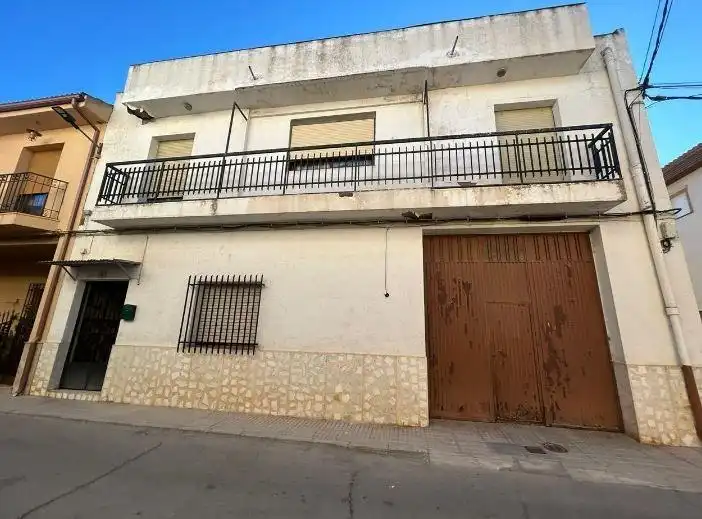 Exterior view of Detached homes for sale in Hinojares