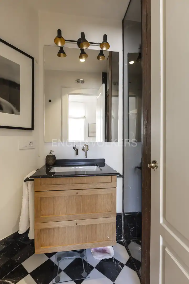 Baño de Piso en venta en Madrid con Aire acondicionado, Calefacción y Parquet