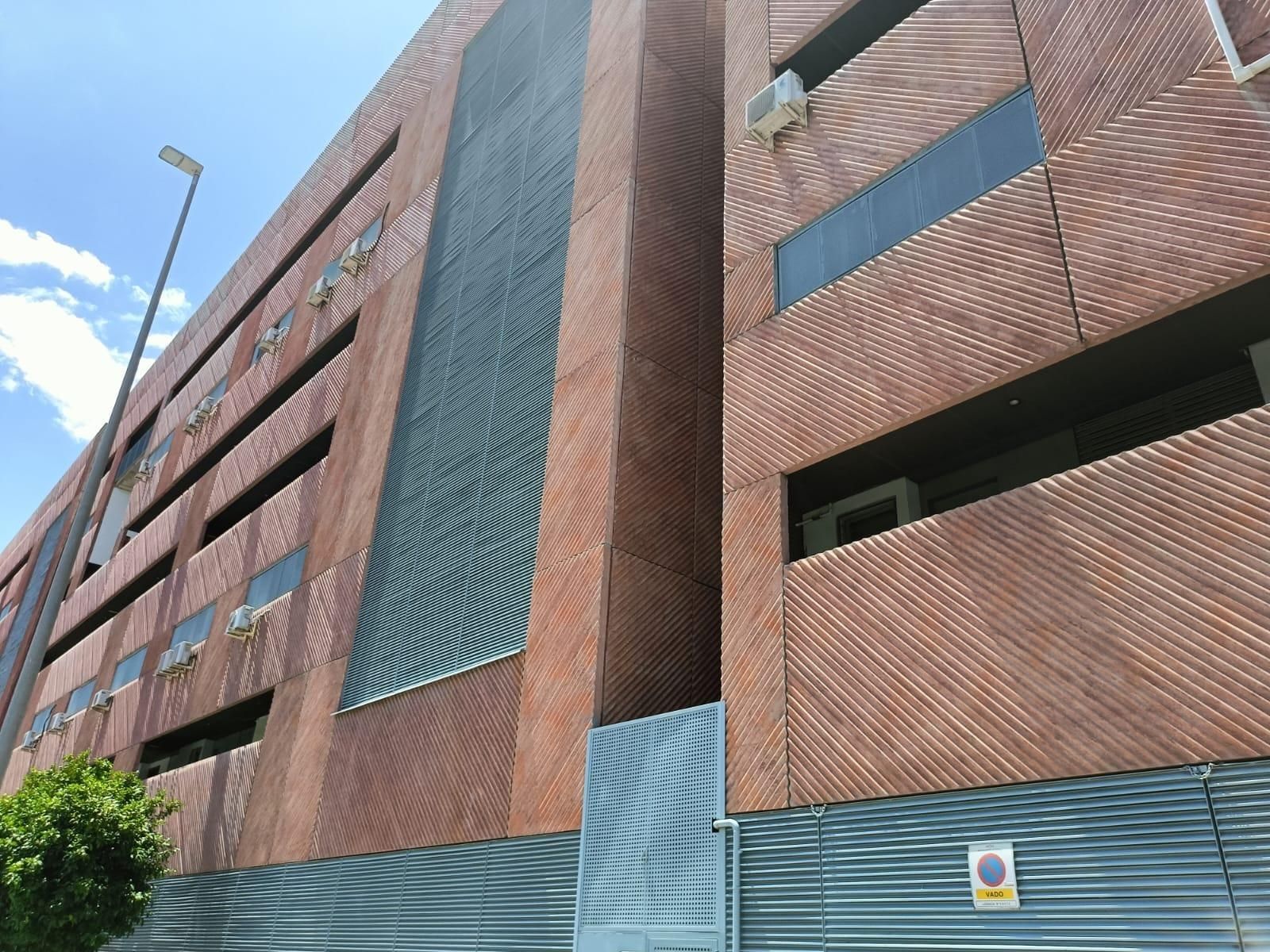 Vista exterior de Pis en venda en  Sevilla Capital