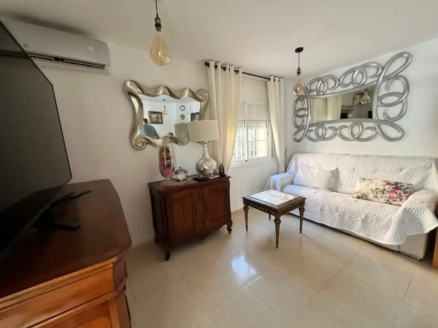 Sala de estar de Casa o chalet en venta en Mont-roig del Camp con Aire acondicionado, Terraza y Piscina