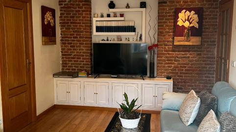 Foto 2 de Piso de alquiler en Calle de Ramón Gómez de la Serna, Peñagrande, Madrid Capital