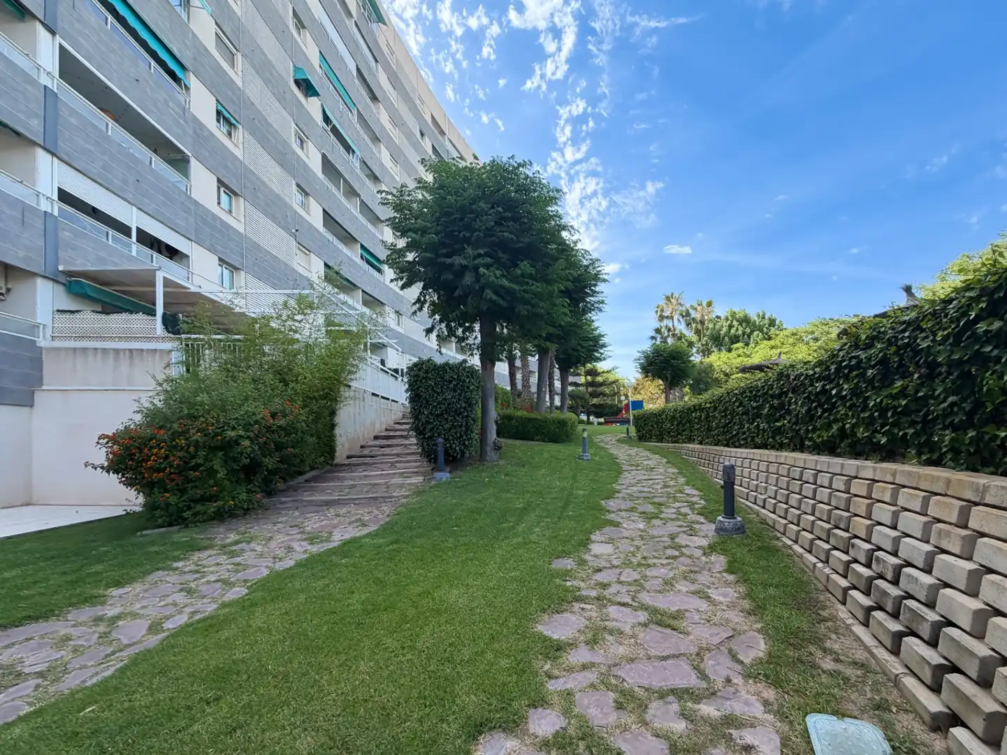 Aparcament de Apartament en venda en El Campello amb Aire condicionat, Calefacció i Terrassa