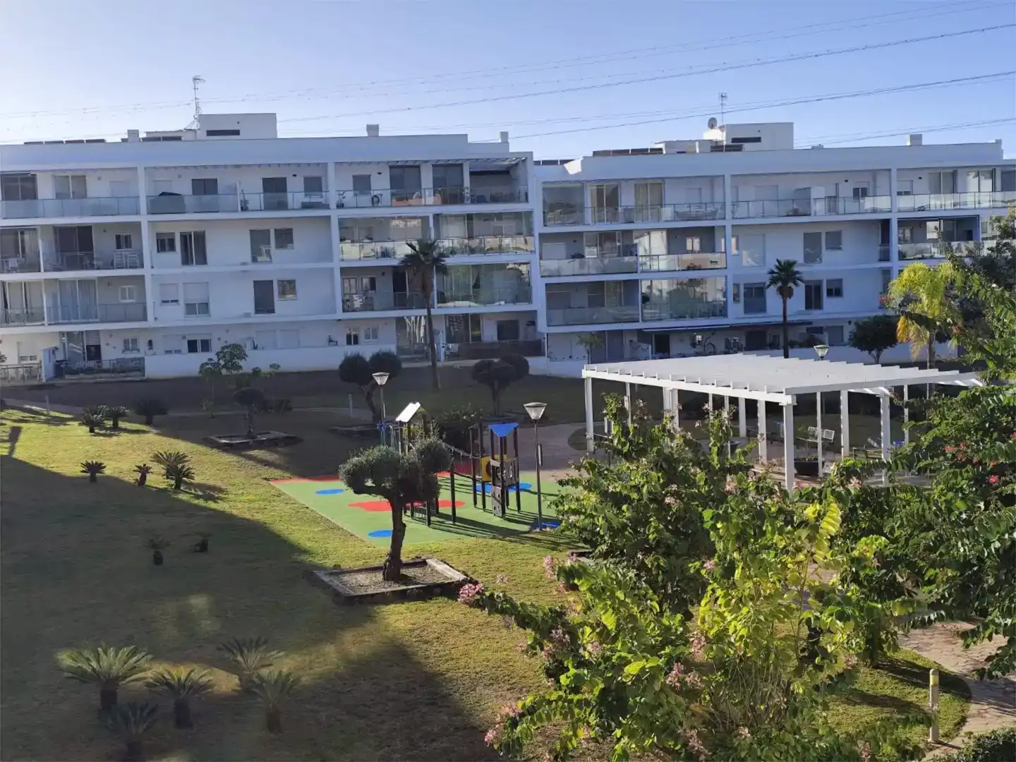 Vista exterior de Pis de lloguer en Málaga amb Aire condicionat, Parquet i Piscina