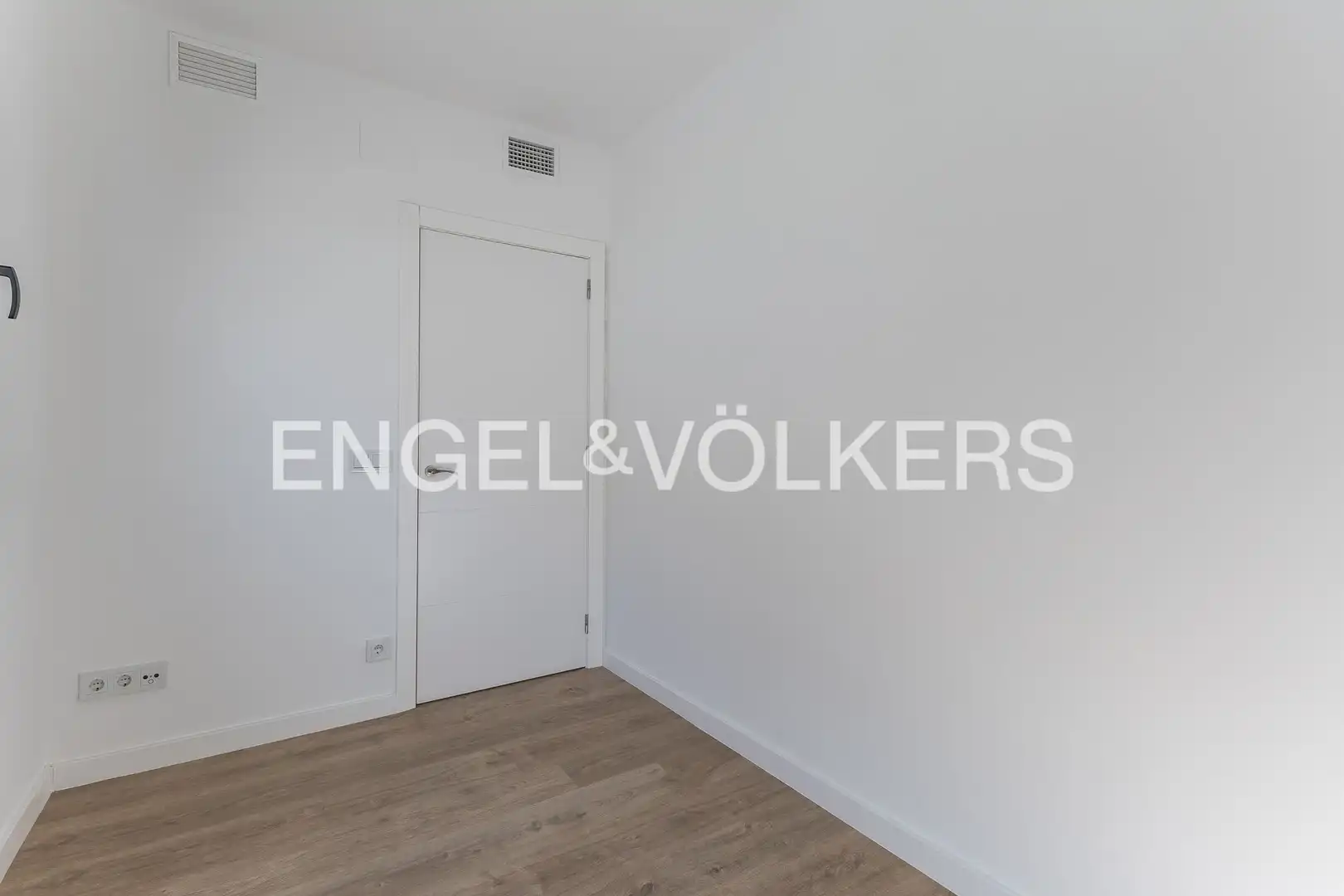 Habitación de Casa o chalet en venta en Calafell con Aire acondicionado, Calefacción y Jardín privado