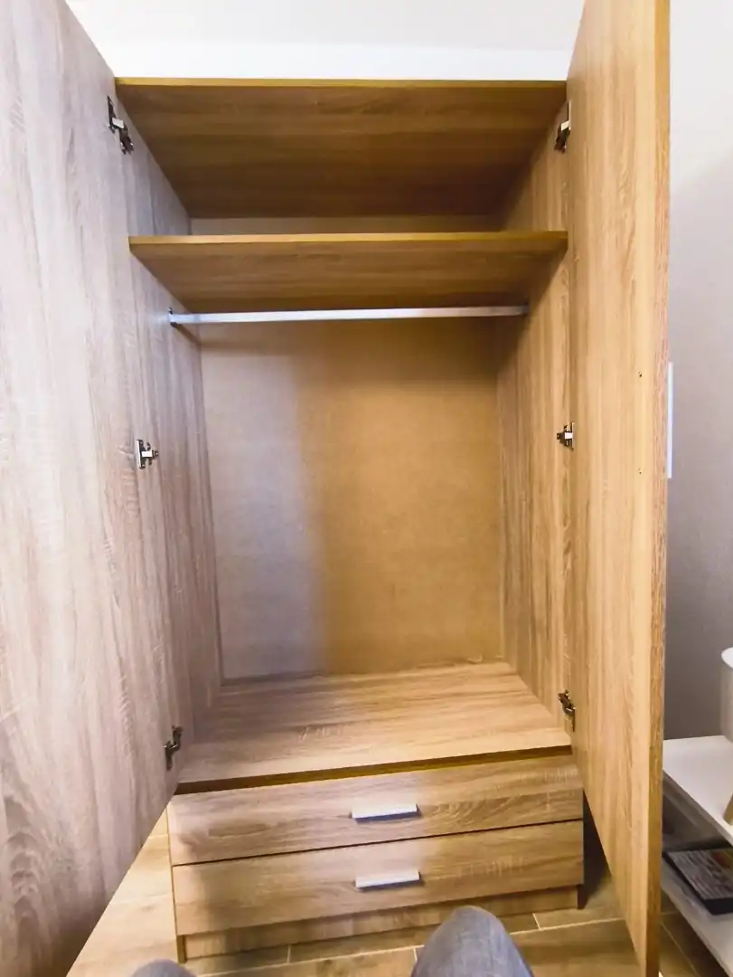 Bedroom of Flat for share in Madrid  with Heating, Furnished and Washing machine