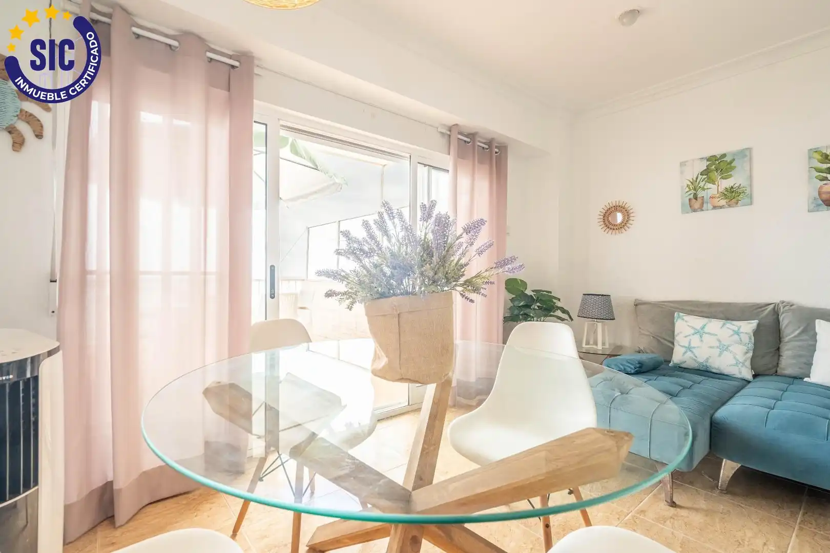Menjador de Apartament en venda en Sueca amb Terrassa i Balcó