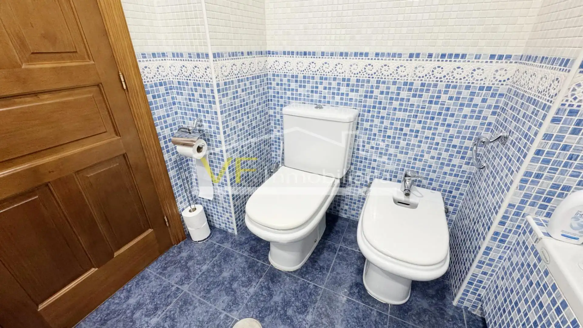 Baño de Piso en venta en Málaga con Aire acondicionado, Calefacción y Terraza