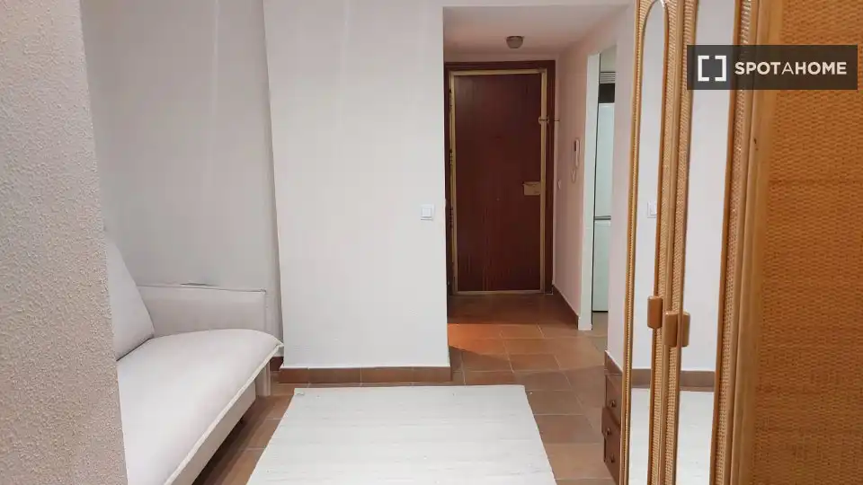 Room in Hispanoamérica - Bernabéu