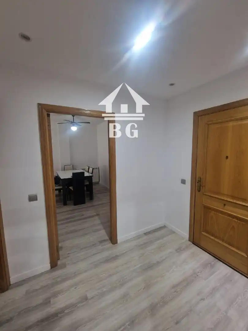 Wohnung zum Verkauf in Lloret de Mar mit Heizung, Terrasse und Abstellraum