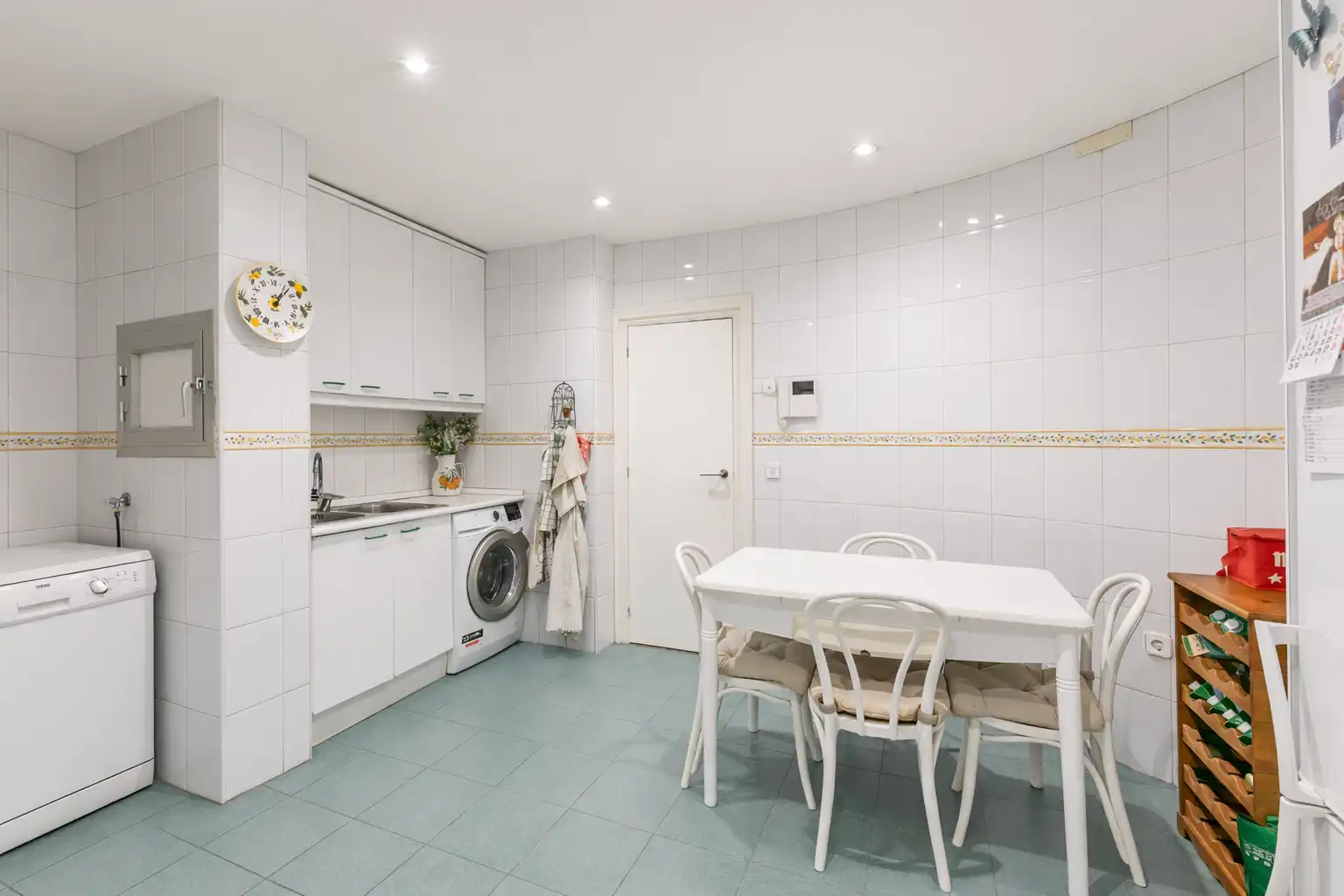 Kitchen of Flat for sale in Madrid  with Air Conditioner, Heating and Terrace