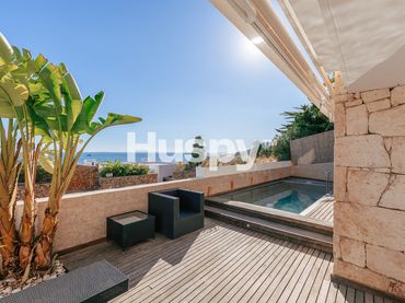 Adosado con piscina en venta en Calle Jose Luis Grasset