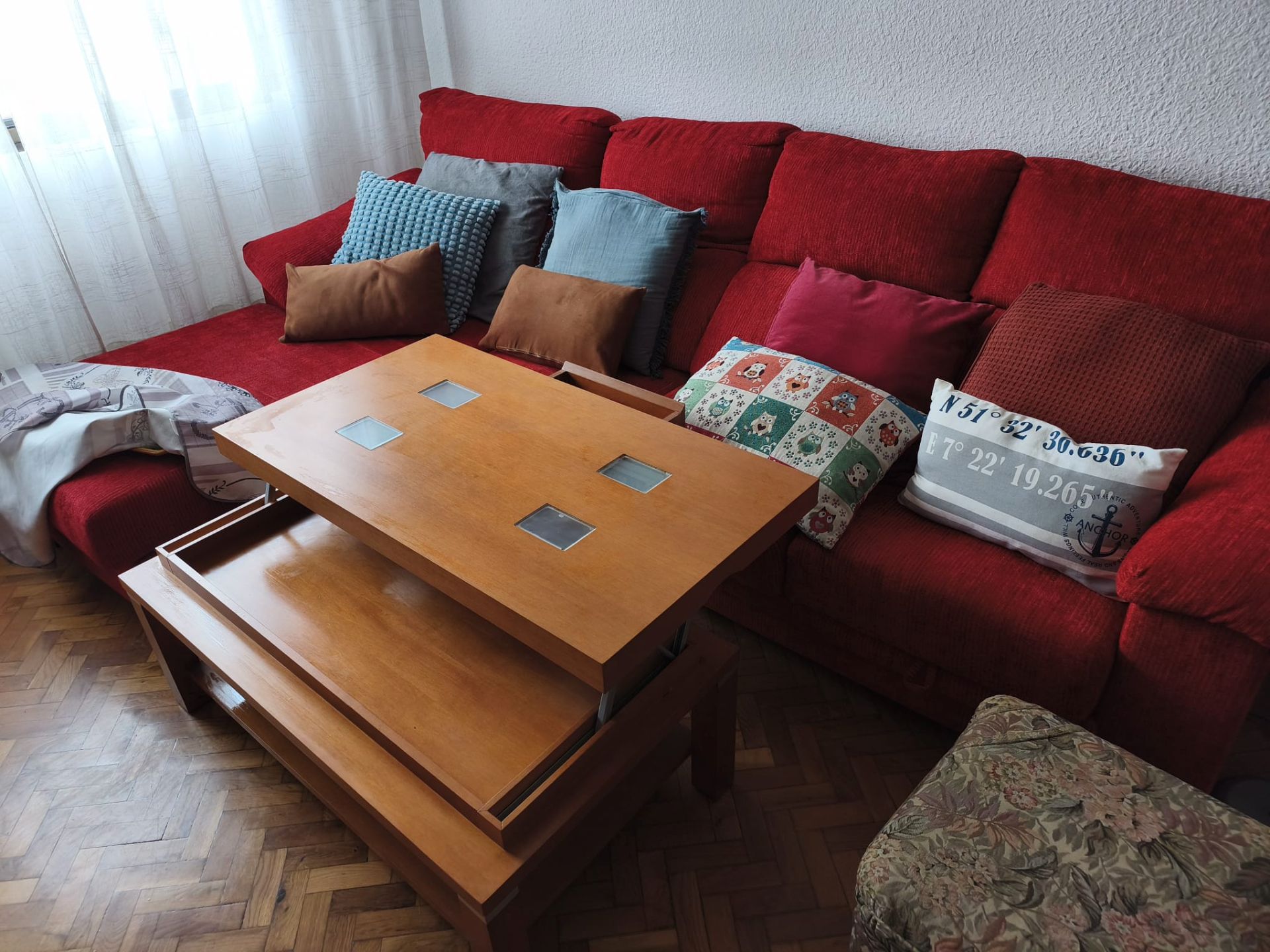 Living room of Flat to rent in  Zaragoza Capital  with Heating, Furnished and Oven