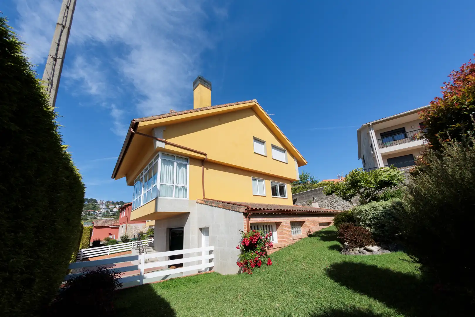 Vista exterior de Casa o chalet en venta en Vigo  con Jardín privado, Parquet y Terraza